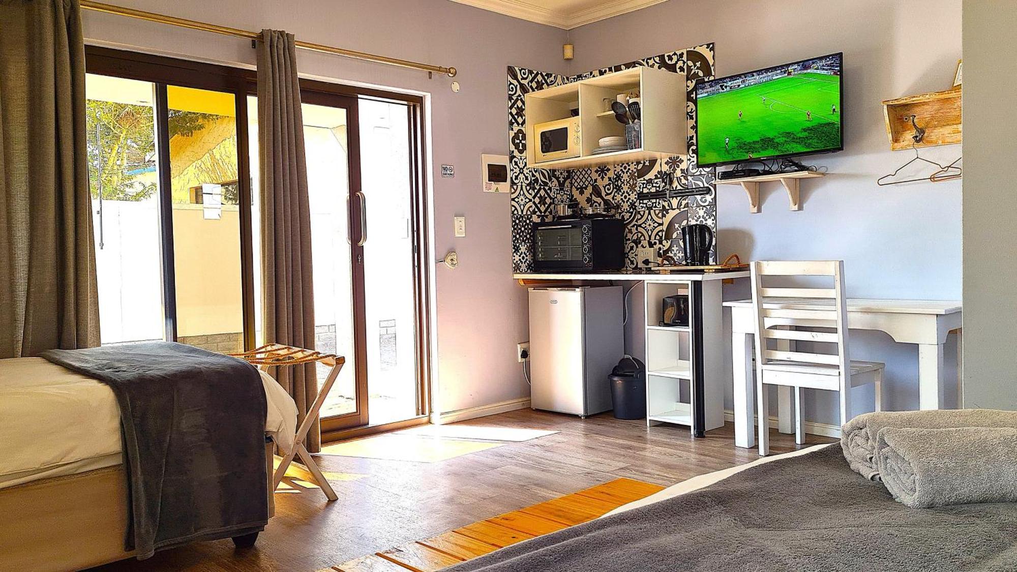 Tiende Laan Bed & Breakfast And Self-Catering วัลวิสเบย์ ภายนอก รูปภาพ