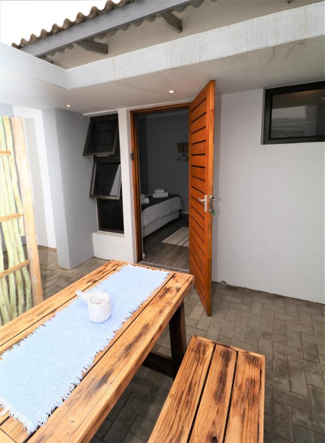 Tiende Laan Bed & Breakfast And Self-Catering วัลวิสเบย์ ภายนอก รูปภาพ